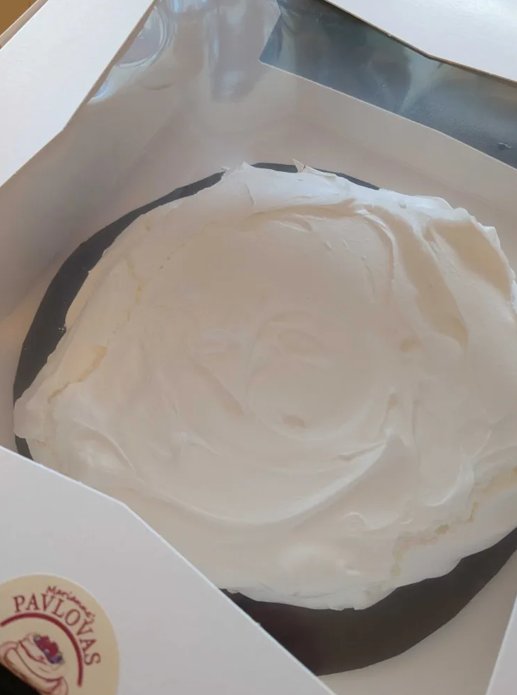Family Pavlova